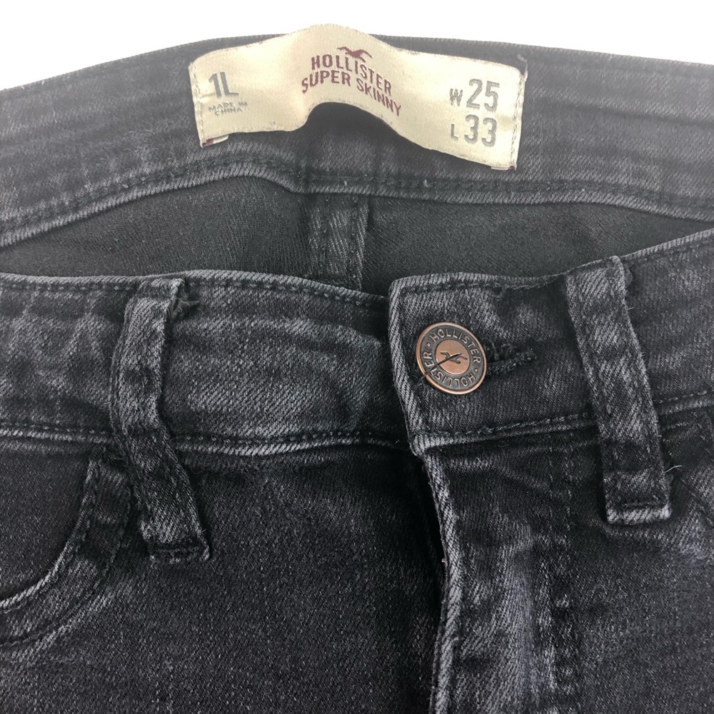 Women’s Hollister super skinny black jean size 1L